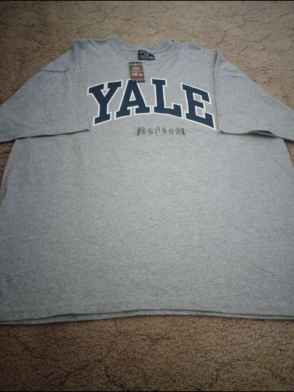 Steve & Barry's Yale Gray Short-Sleeve Graphic Shirt with Navy Lettering Nwt